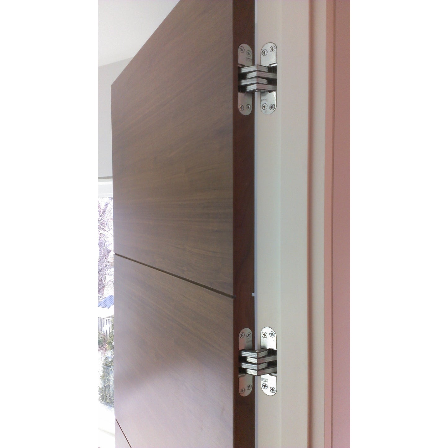 Concealed SOSS Hinge