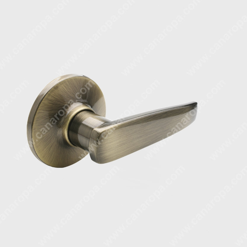 Manhattan Lever